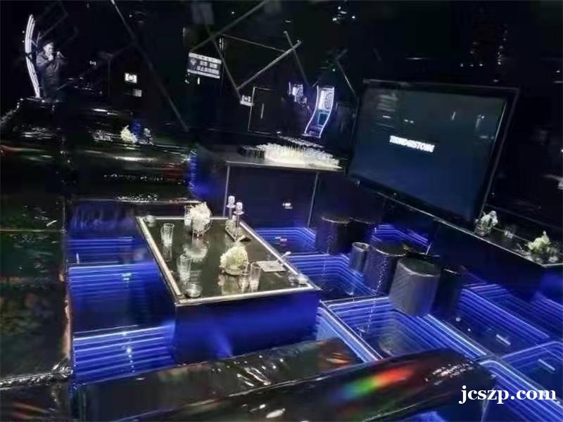 成都高端商务KTV急招，即刻入职，开启你的夜场新篇章