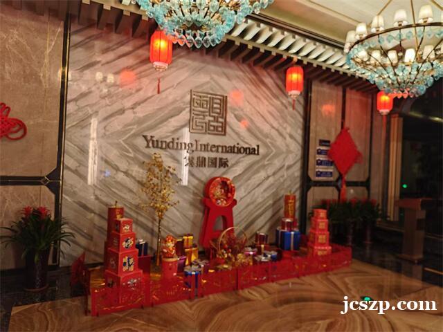 成都夜总会KTV招聘，礼仪模特，生意火，机会不容错过